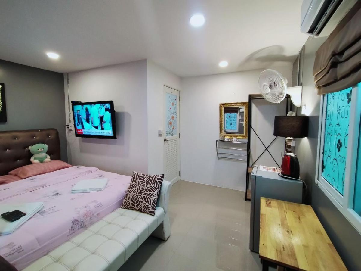 Ruenthip Homestay Bangkok Exteriér fotografie