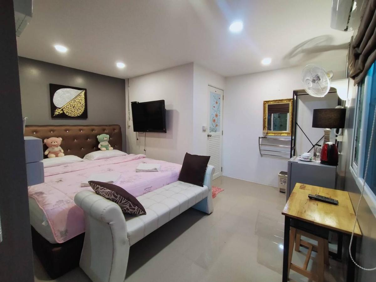 Ruenthip Homestay Bangkok Exteriér fotografie