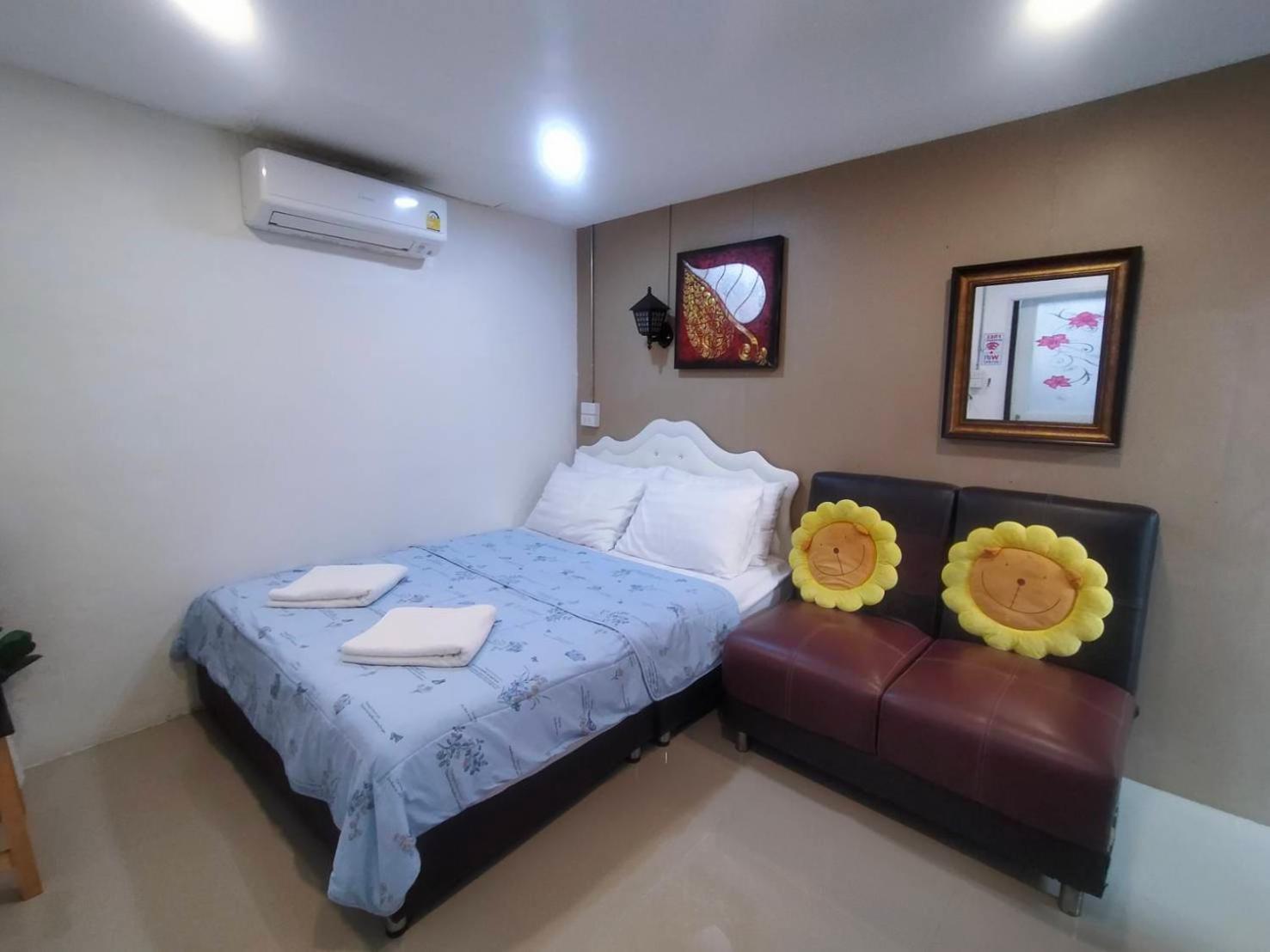 Ruenthip Homestay Bangkok Exteriér fotografie