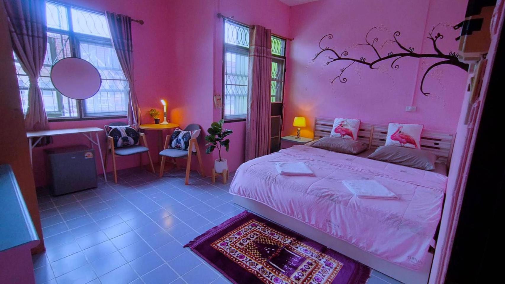 Ruenthip Homestay Bangkok Exteriér fotografie