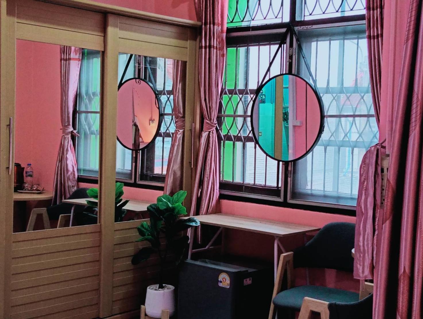 Ruenthip Homestay Bangkok Exteriér fotografie